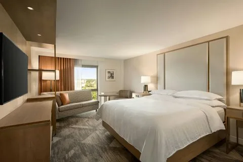 Madison Marriott South gallery image