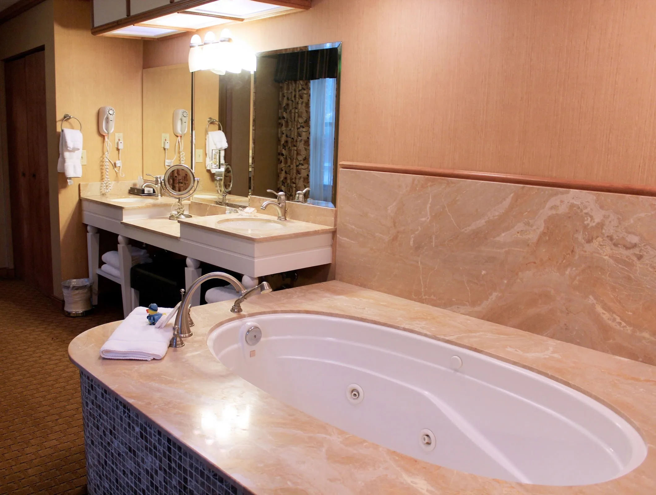 Mineral Palace Hotel & Gaming gallery image