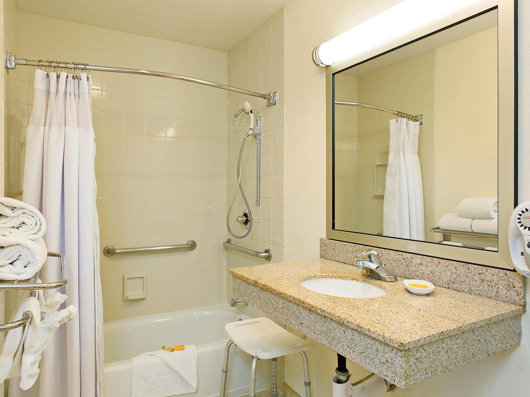 Mission View Inn & Suites - Mission Valley/San Diego Zoo gallery image