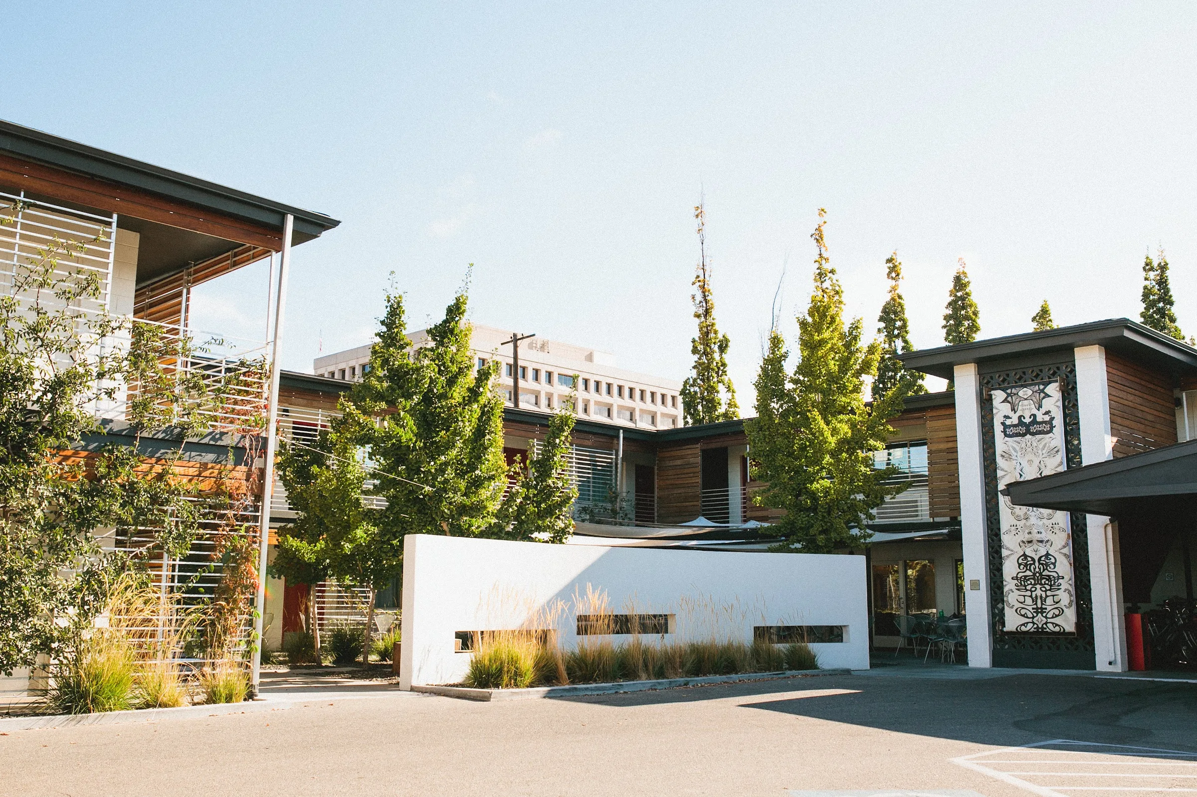 Modern Hotel primary photo