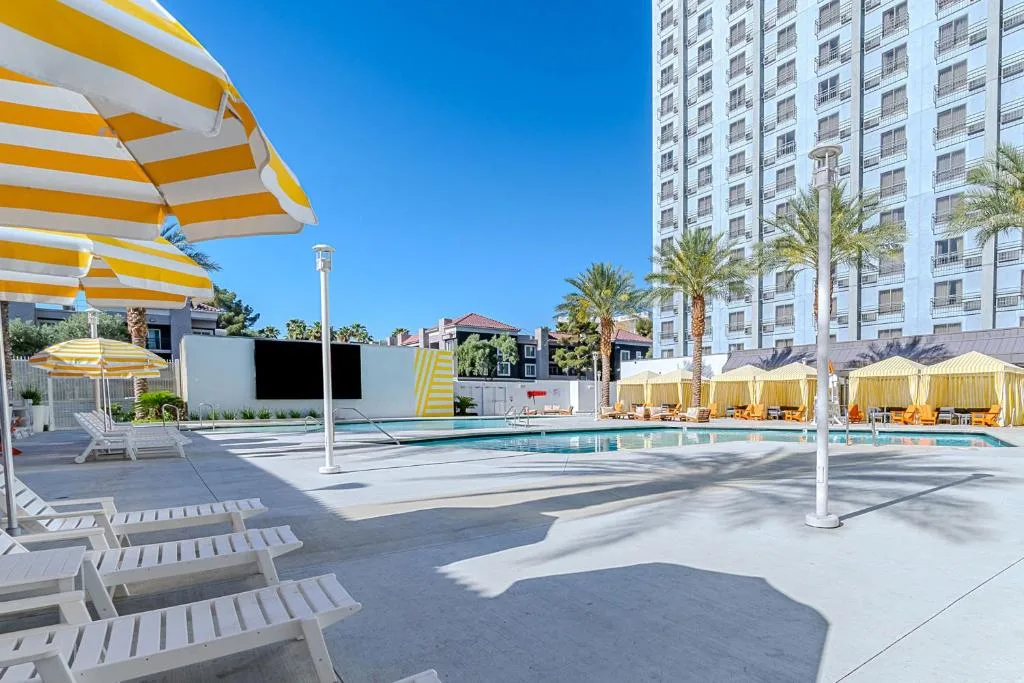 OYO Hotel and Casino Las Vegas primary photo