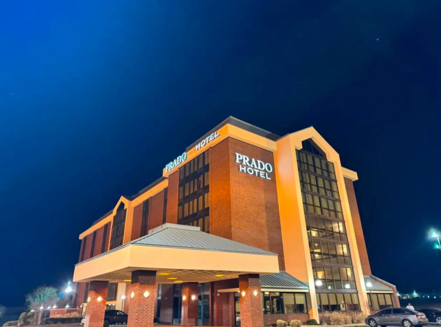 Prado Hotel primary photo