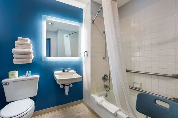 Quality Inn South Bend near Notre Dame gallery image