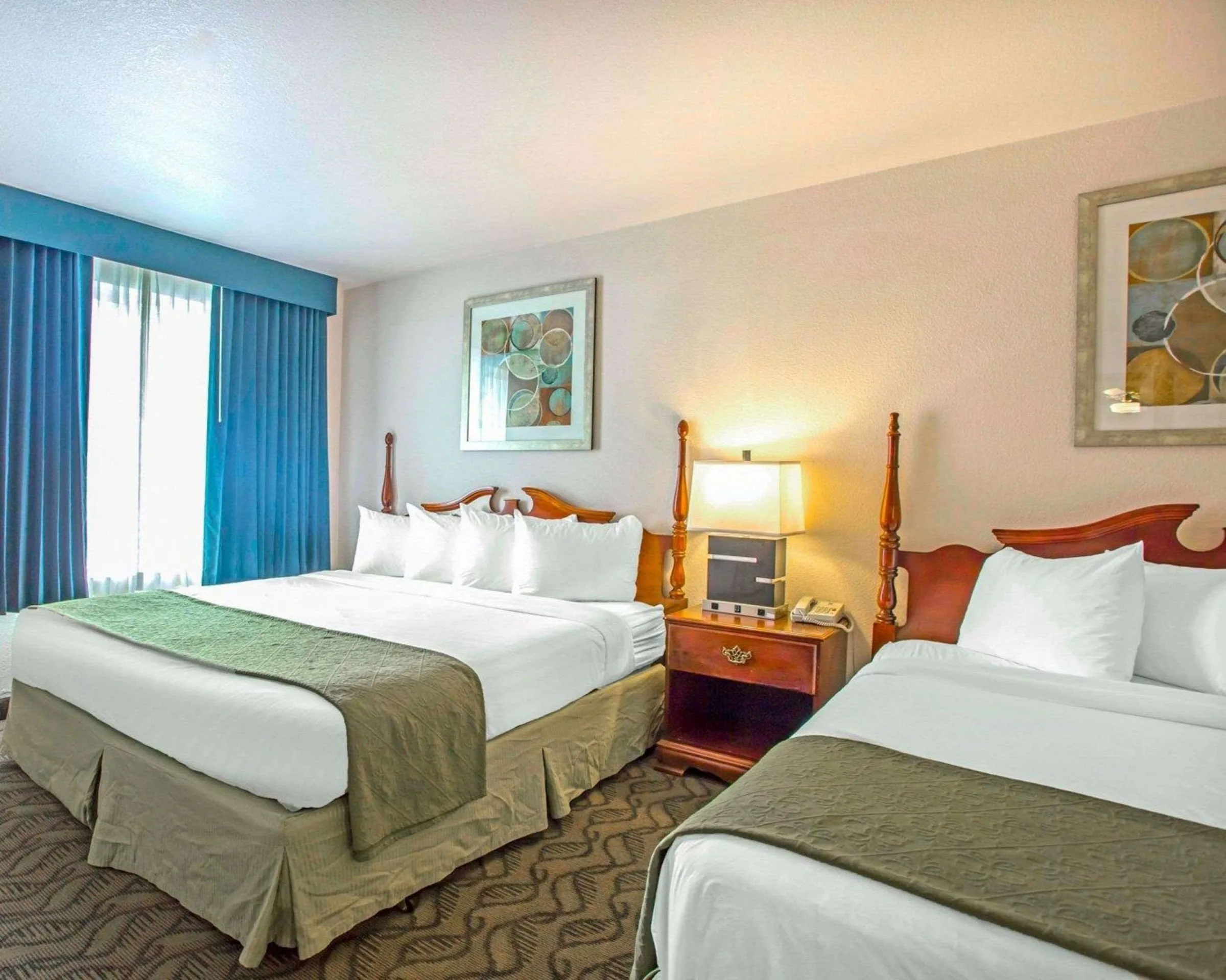 Quality Inn & Suites Salt Lake City Airport West gallery image