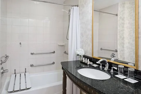 Renaissance Pittsburgh Hotel gallery image