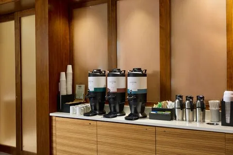 Residence Inn by Marriott Arlington Capital View gallery image