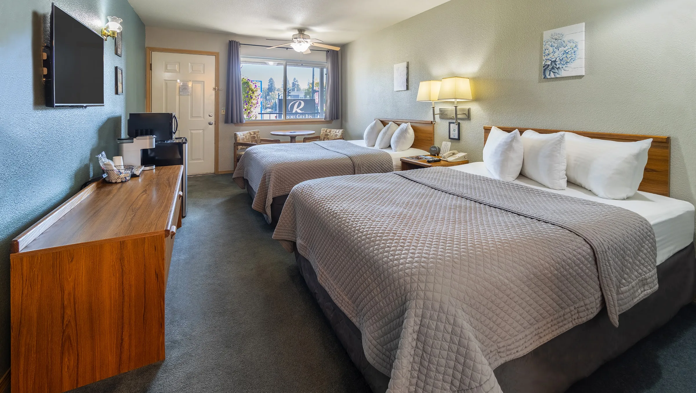 Resort City Inn Coeur d'Alene gallery image