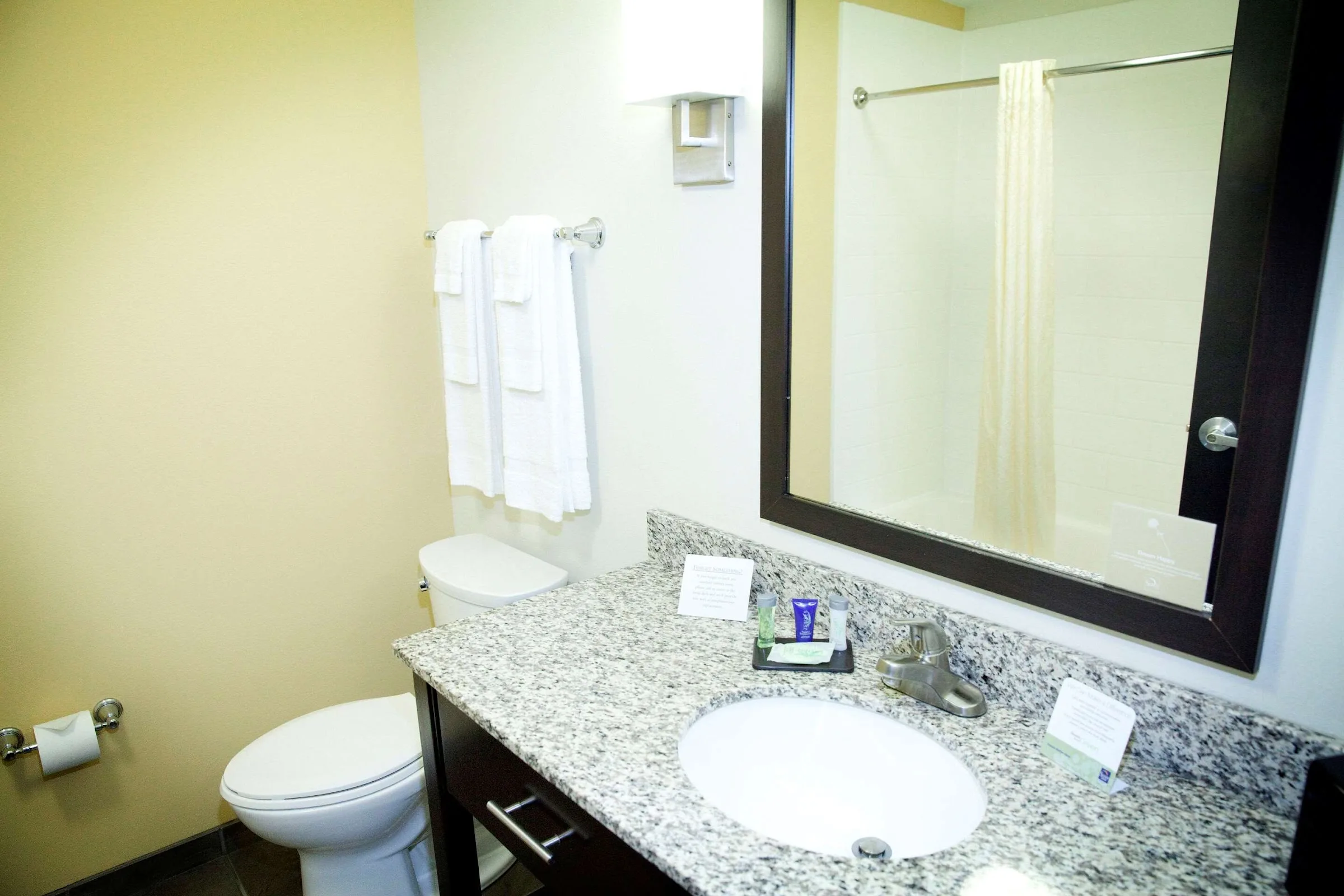 Sleep Inn & Suites Moundsville - Wheeling gallery image