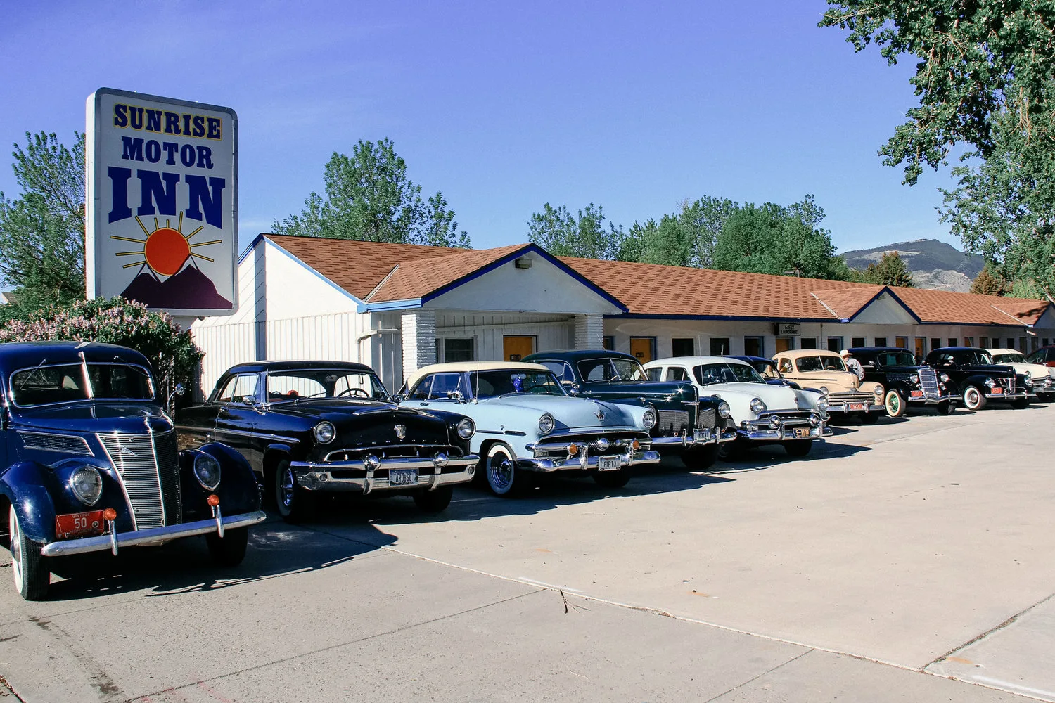 Sunrise Motor Inn primary photo