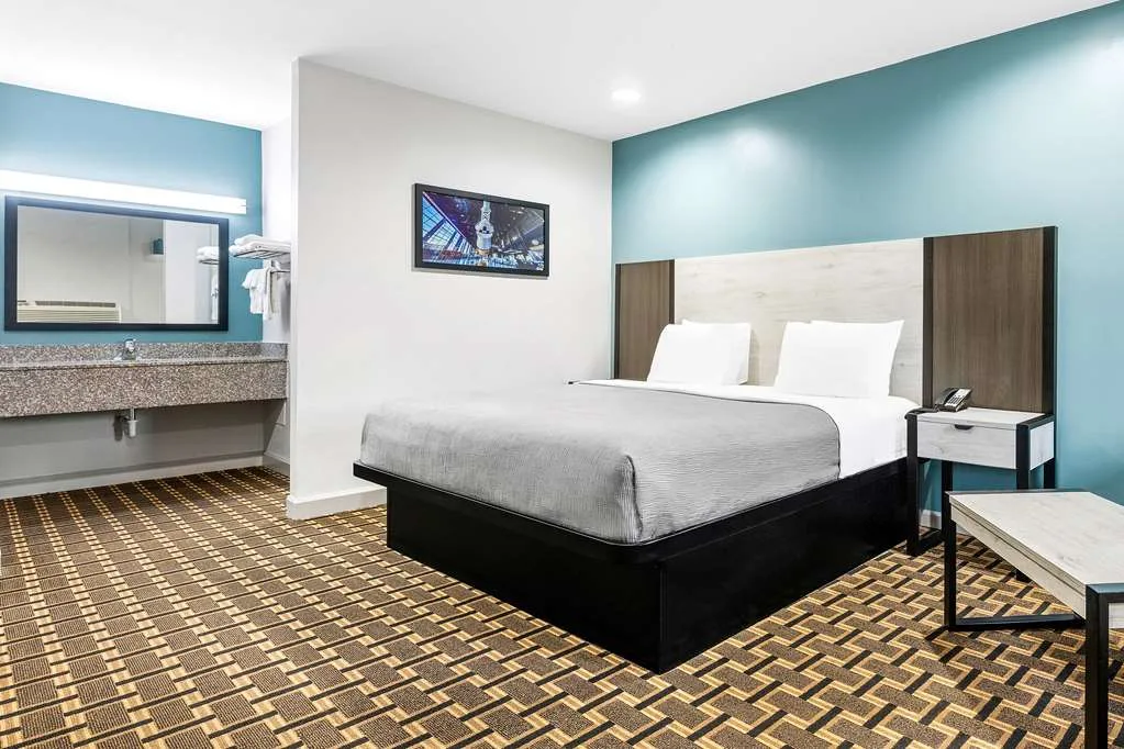 SureStay by Best Western Huntsville University Area gallery image