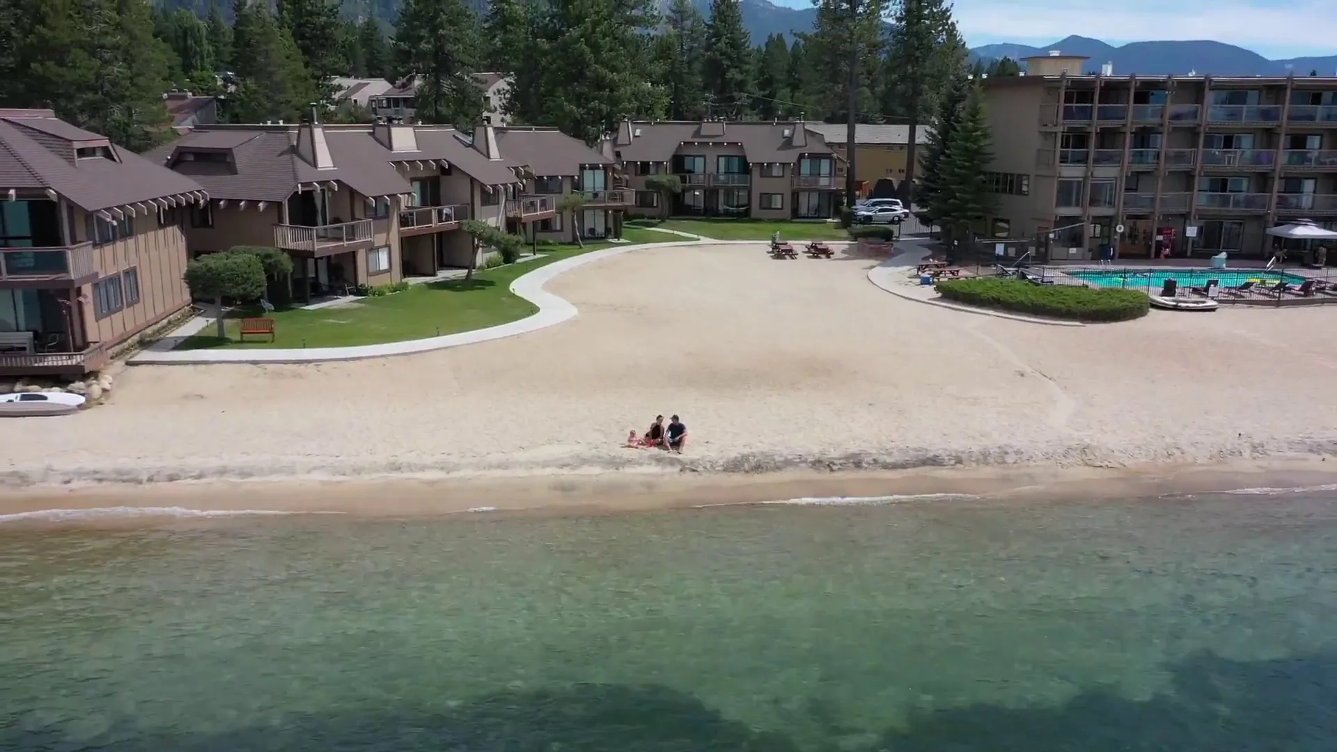 Tahoe Lakeshore Lodge & Spa gallery image