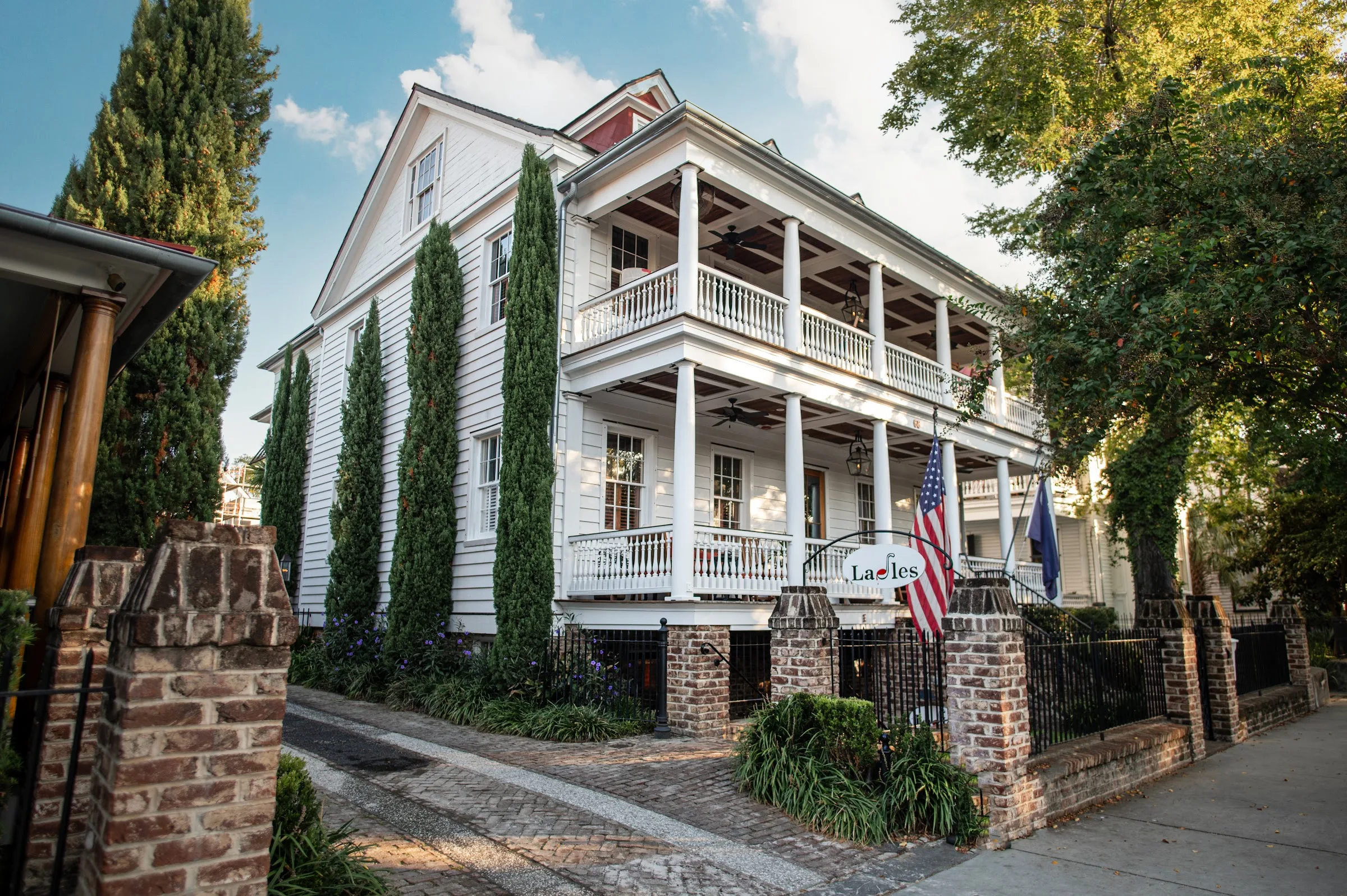 The Charlestonian primary photo