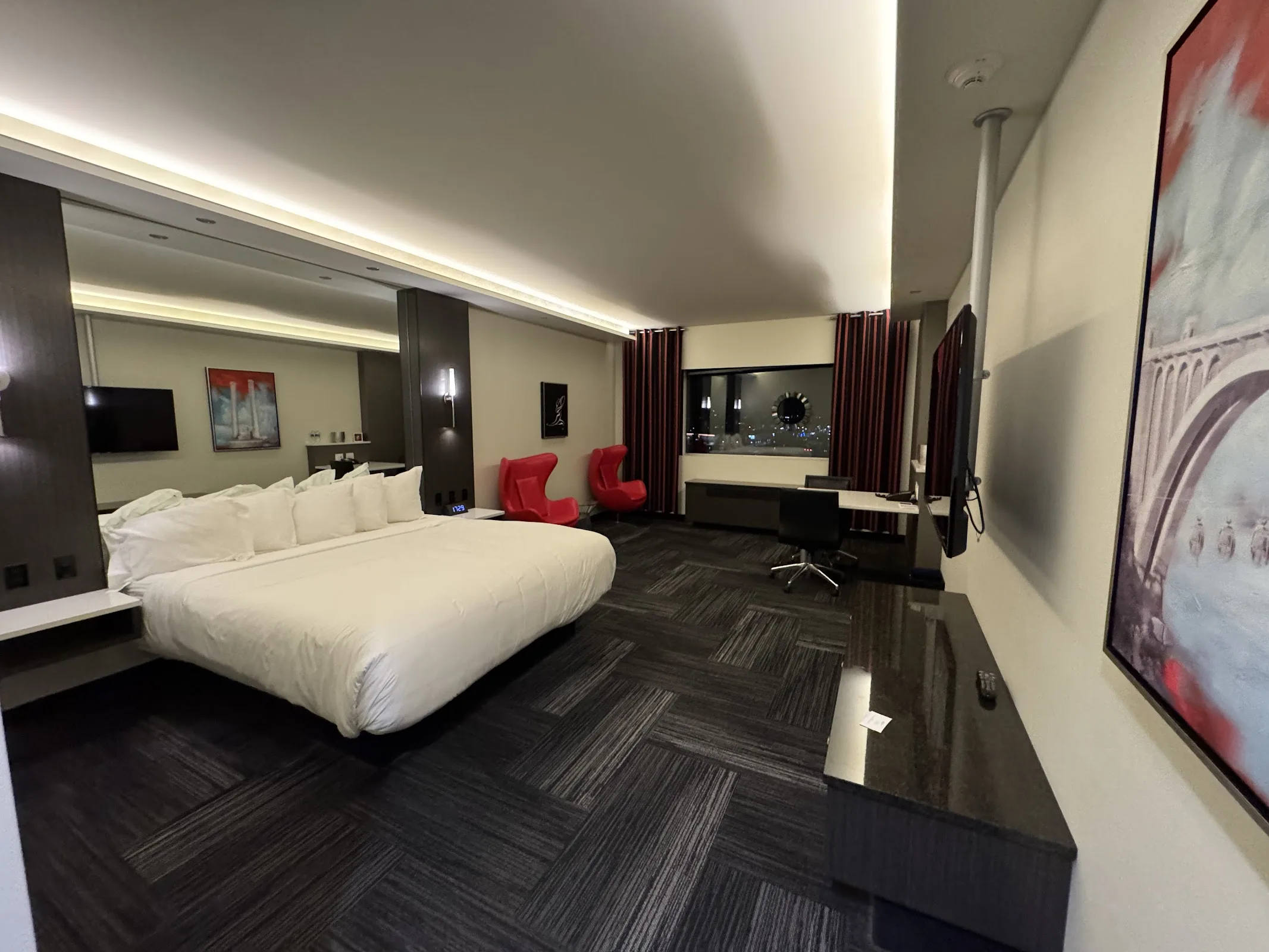 The Davenport Grand, Autograph Collection gallery image