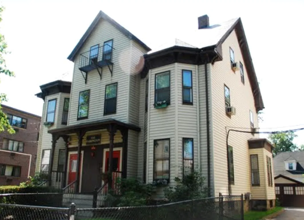 The Farrington Inn gallery image