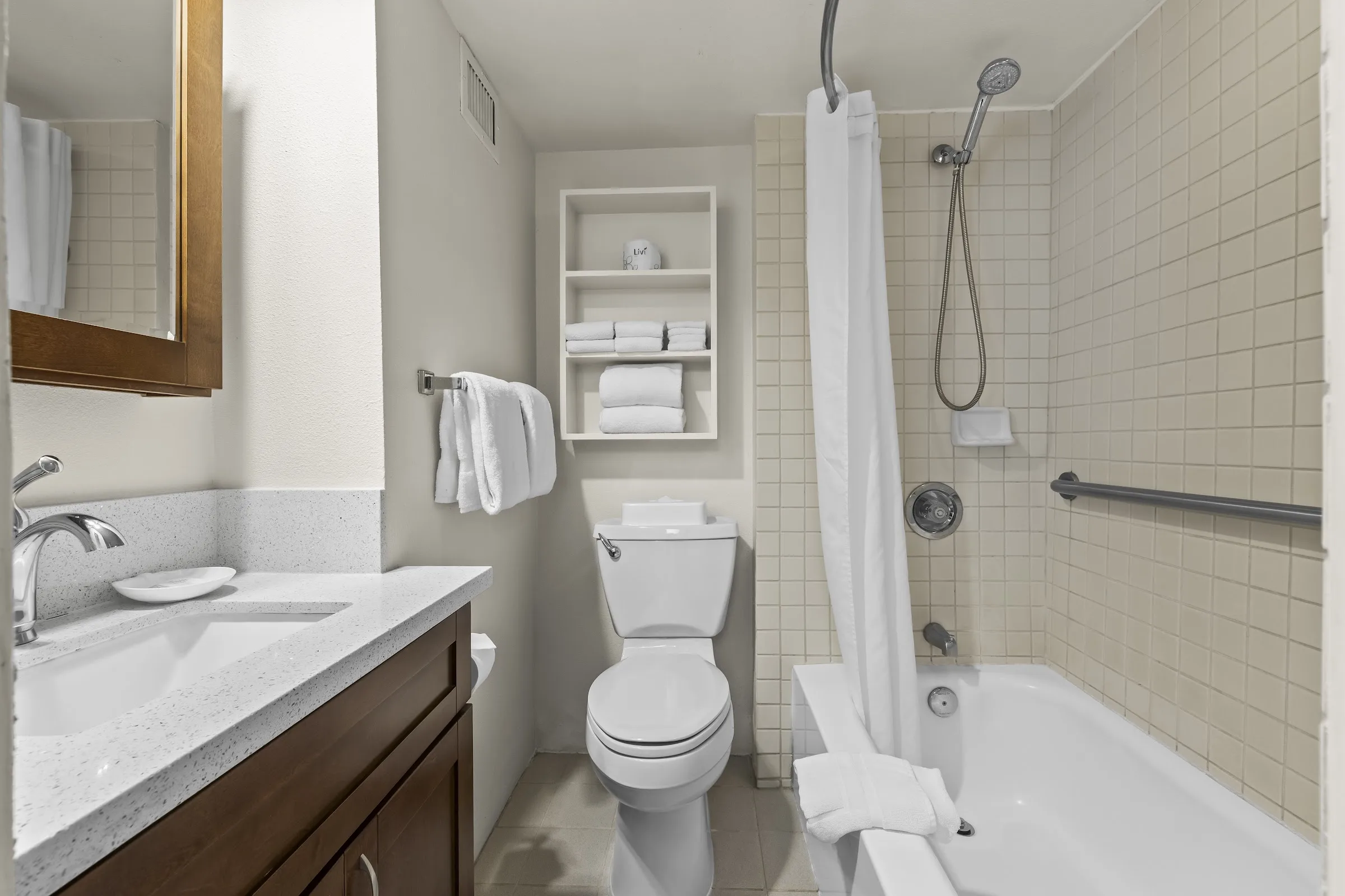 The Imperial Hawaii Resort gallery image