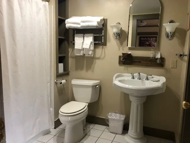 The Inn At Montpelier gallery image