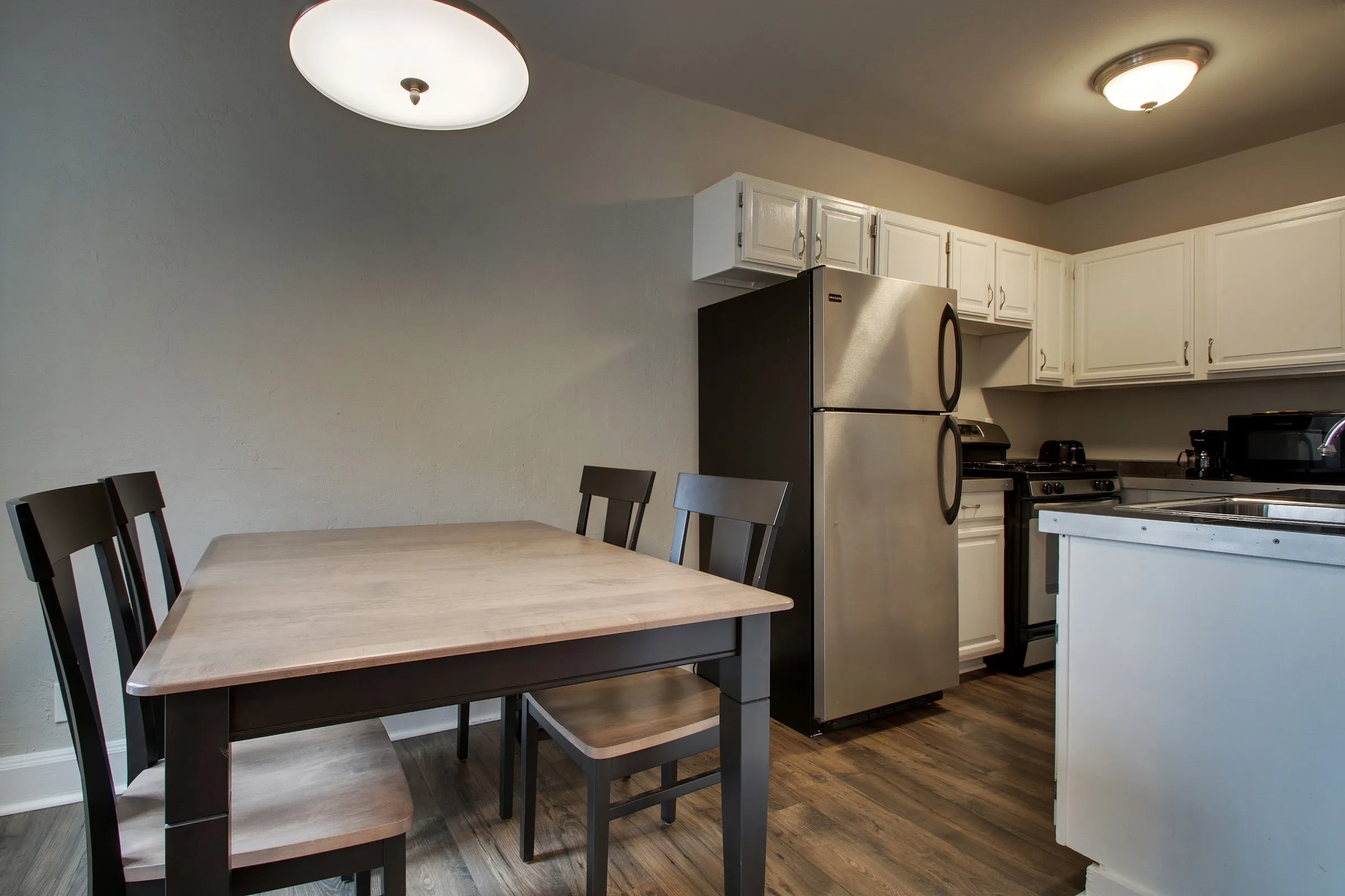 The Knickerbocker on the Lake gallery image