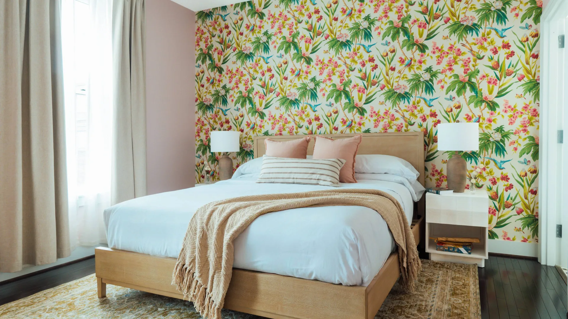 The Painted Lady primary photo