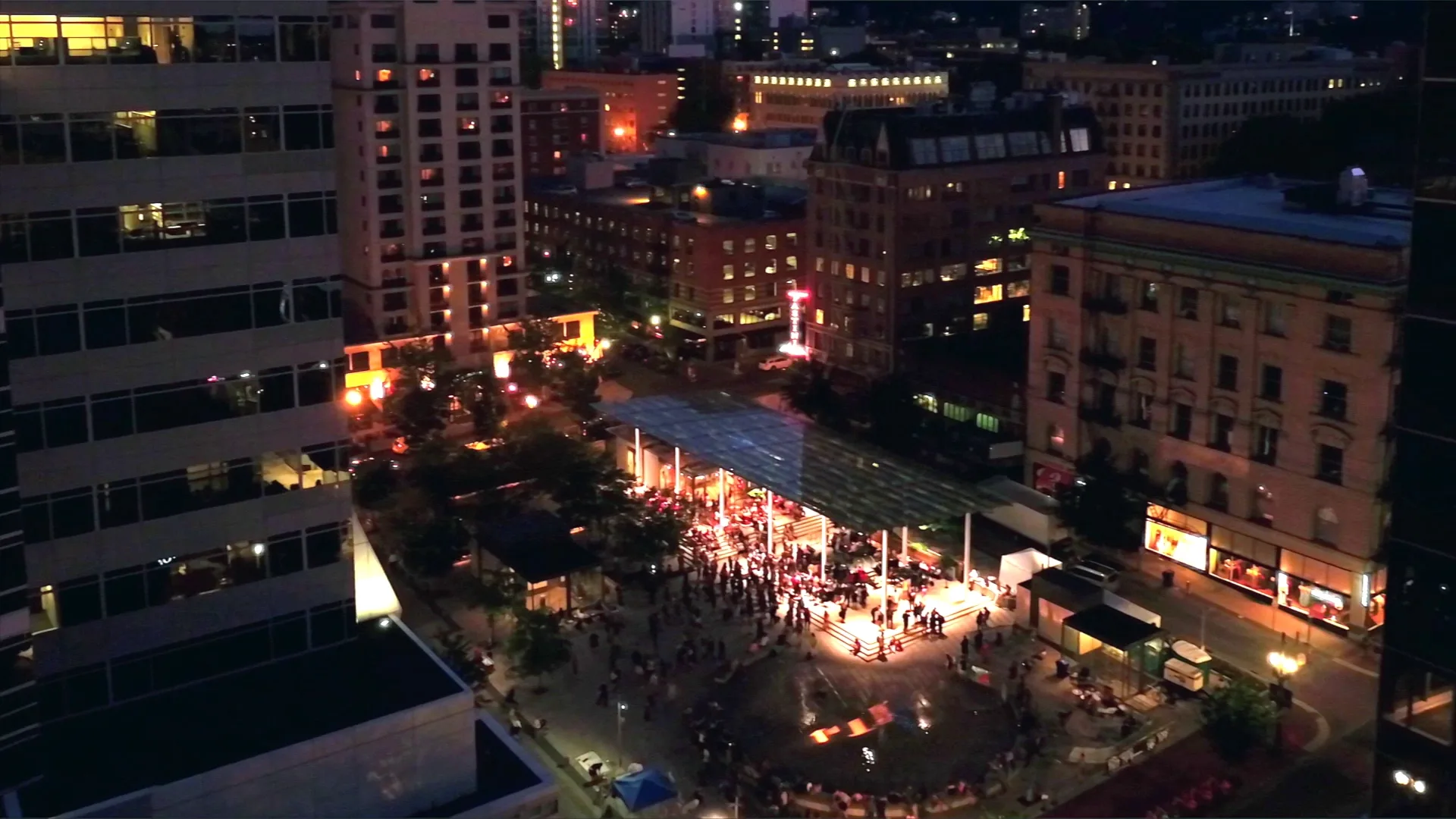 The Paramount Hotel Portland gallery image