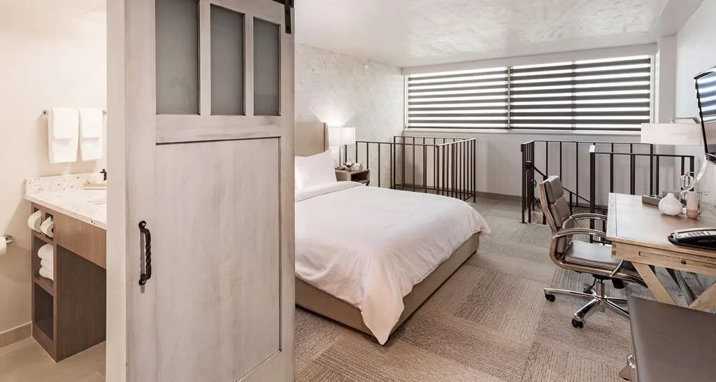 The Rushmore Hotel & Suites, BW Premier Collection gallery image