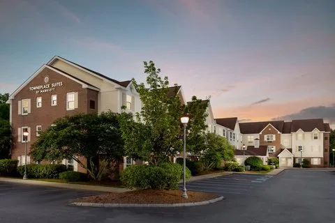 TownePlace Suites by Marriott Manchester-Boston Regional Airport primary photo