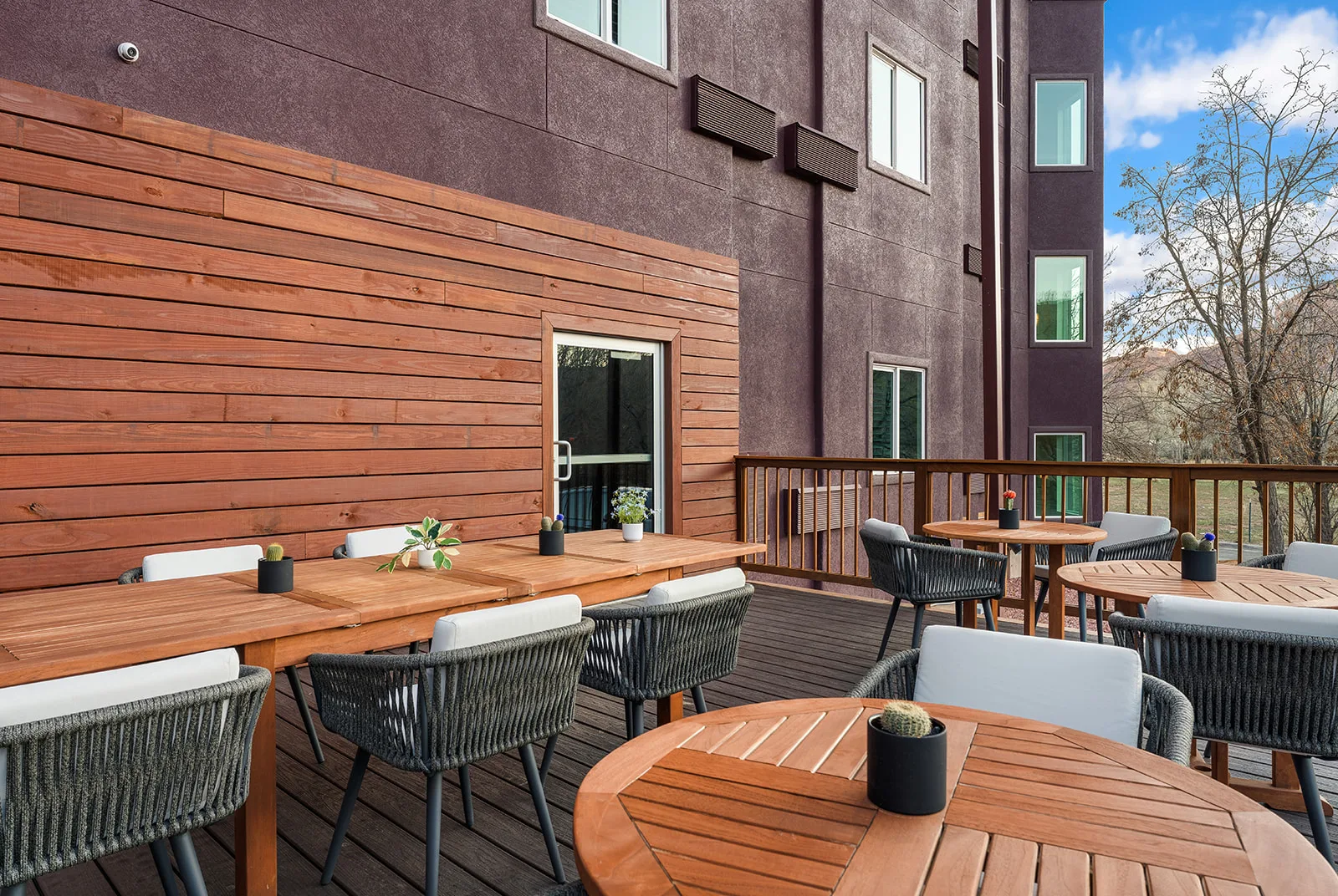 Wolfe's Hotel Moab gallery image